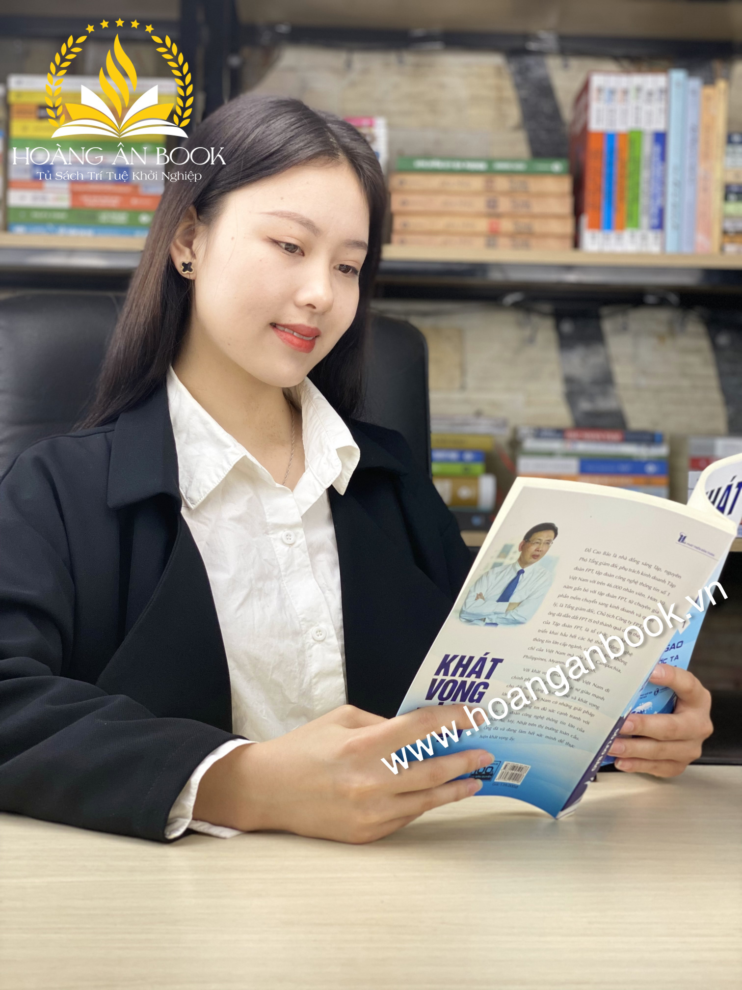 hoang-an-book-combo-khat-vong-viet-04
